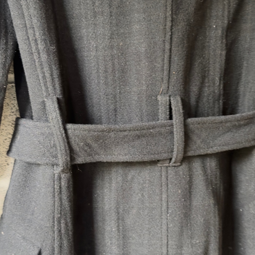 100% Wool Barbour Navy and Gray Plaid Lined Jacket with Label Detail - Picture 8 of 16